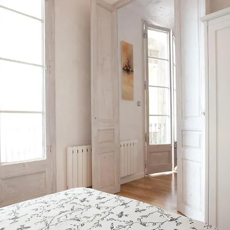 Luxury Cosy 3 Bedroom With Private Terrace *